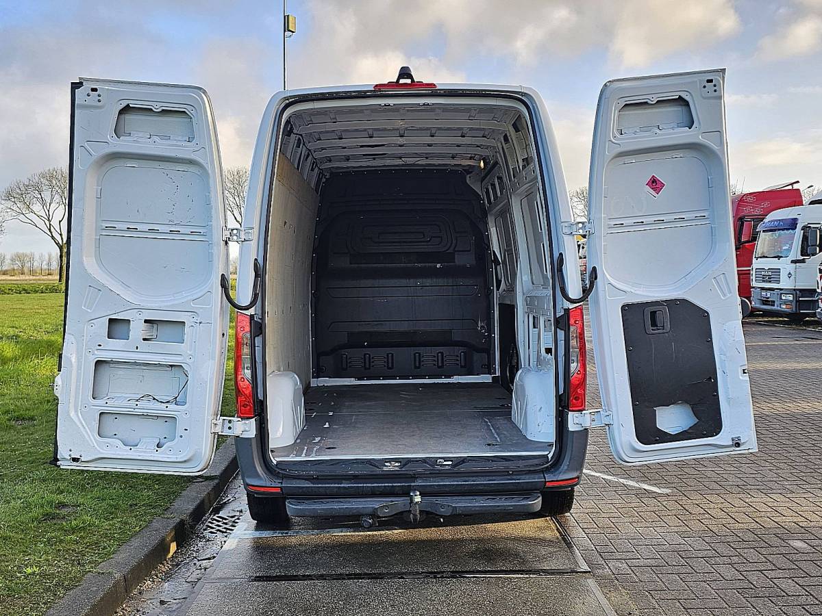 Mercedes-Benz Sprinter MERCEDES-BENZ SPRINTER 214 ac carplay euro6