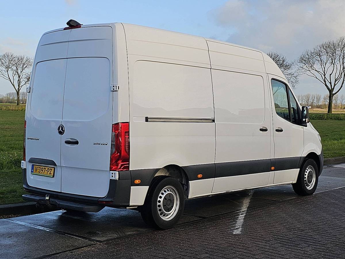 Mercedes-Benz Sprinter MERCEDES-BENZ SPRINTER 214 ac carplay euro6