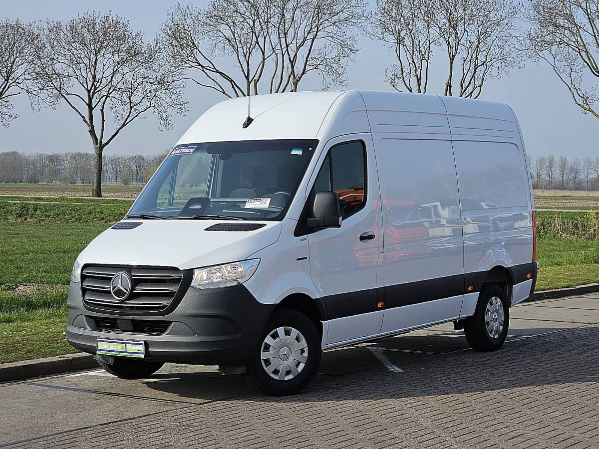 Mercedes-Benz eSprinter MERCEDES-BENZ ESPRINTER 314 56kwh 220km wltp