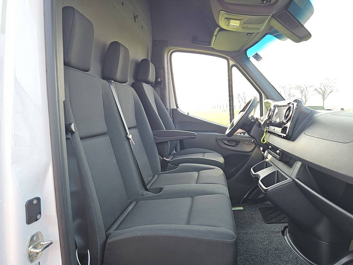 Mercedes-Benz eSprinter MERCEDES-BENZ ESPRINTER 314 56kwh 220km wltp