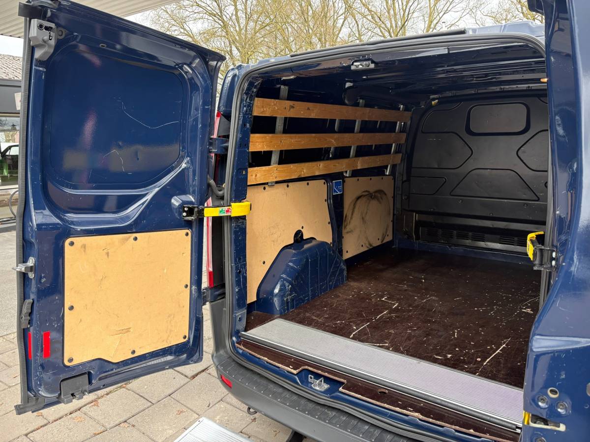 Ford Transit Custom Ford Transit Custom 290 2.2 TDCI L1H1 Trend|laadklep Dhollandia|NAP|airco|cruise|navi|stoelverwarming|bluetooth