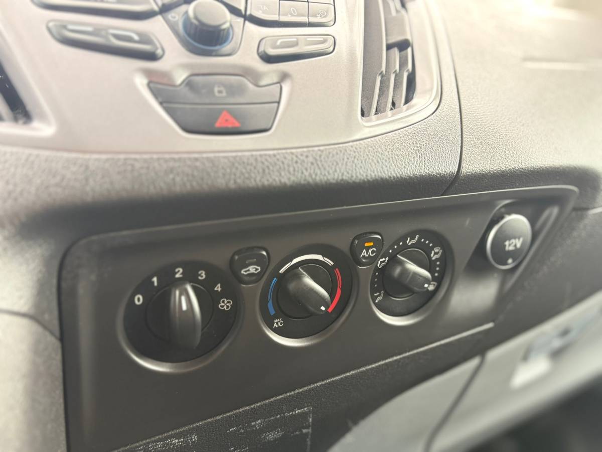 Ford Transit Custom Ford Transit Custom 290 2.2 TDCI L1H1 Trend|laadklep Dhollandia|NAP|airco|cruise|navi|stoelverwarming|bluetooth