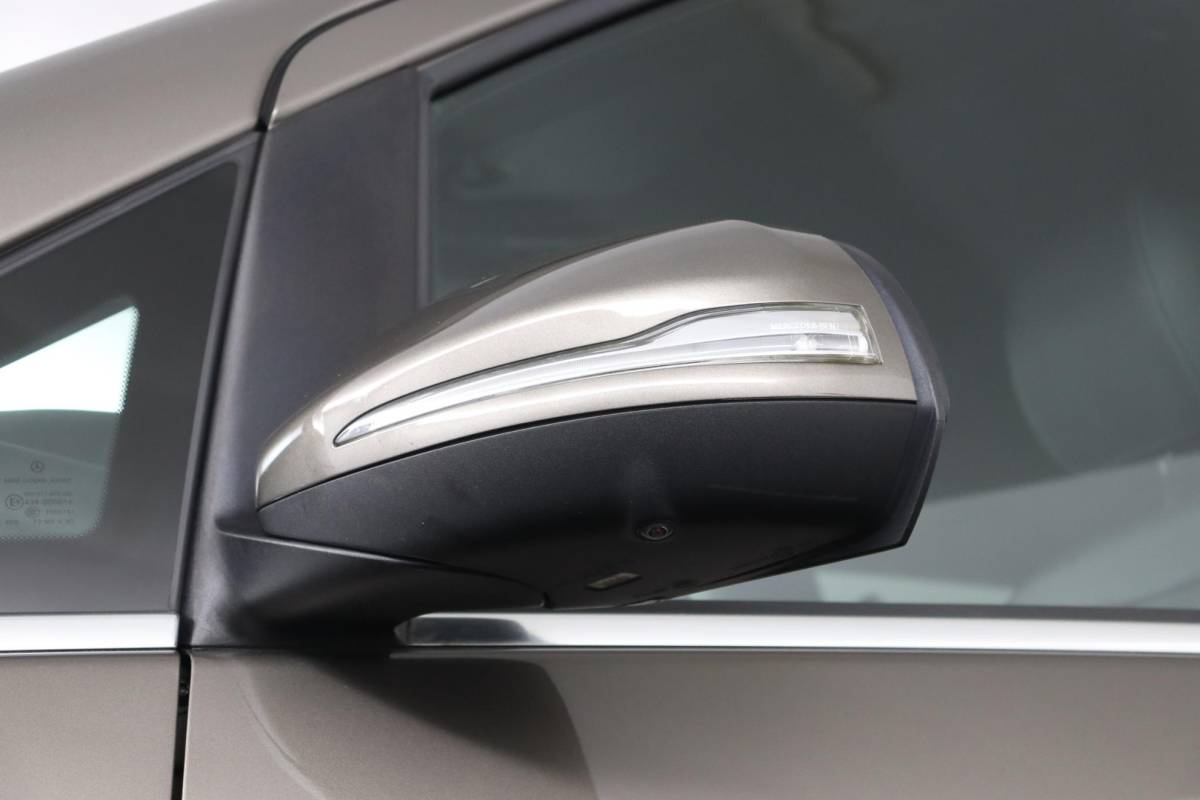 Mercedes-Benz V-Klasse Mercedes-Benz V-klasse 250d Lang DC Avantgarde | NAP | Rolstoelbus | 5+1 zitplaatsen | Luxe | Leder | ACC | 360° camera | Elekt. schuifdeuren | Burmester
