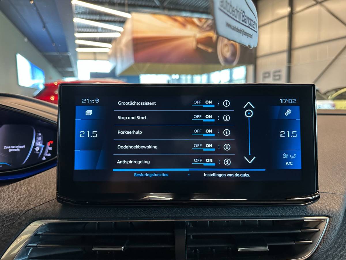 Peugeot 3008 Peugeot 3008 1.2 PureTech AUTOMAAT BLUE LEASE PREMIUM|NAVIGATIE|CLIMA AIRCO|APPLE CARPLAY+ANDROID|ADAPTIVE CRUISECONTROL|STOEL.VER