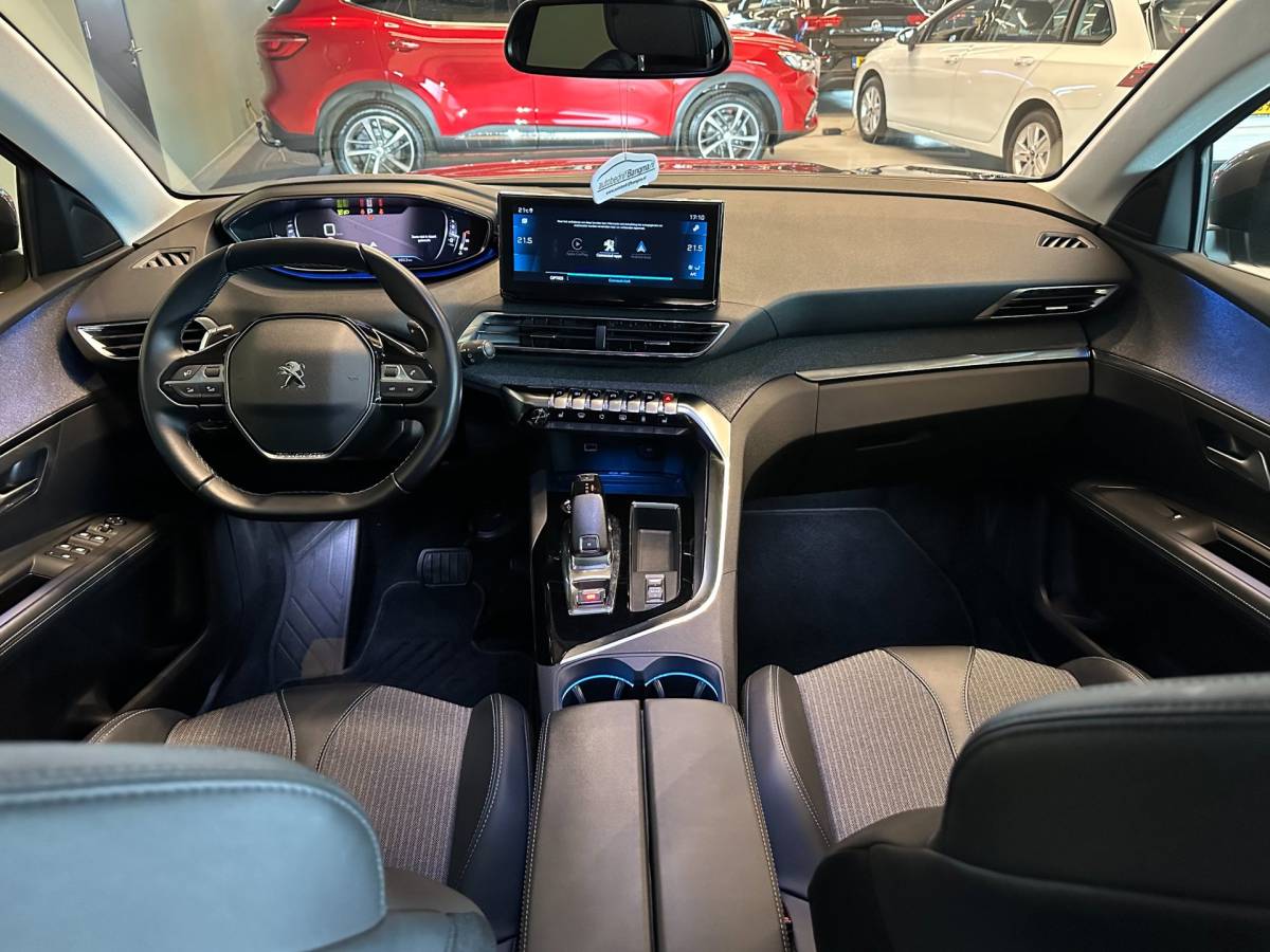Peugeot 3008 Peugeot 3008 1.2 PureTech AUTOMAAT BLUE LEASE PREMIUM|NAVIGATIE|CLIMA AIRCO|APPLE CARPLAY+ANDROID|ADAPTIVE CRUISECONTROL|STOEL.VER