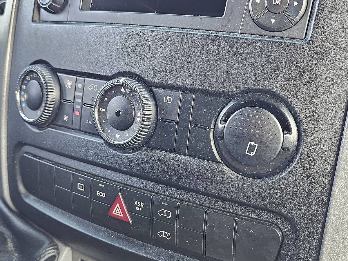 Mercedes-Benz Sprinter MERCEDES-BENZ SPRINTER 213 ac 9-pers euro6