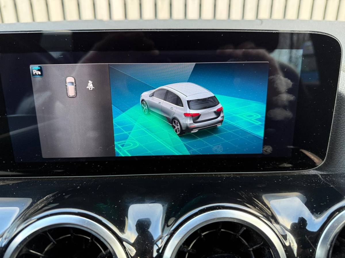 Mercedes-Benz B-Klasse Mercedes-Benz B-klasse 200 Business Solution / Widescreen / Camera