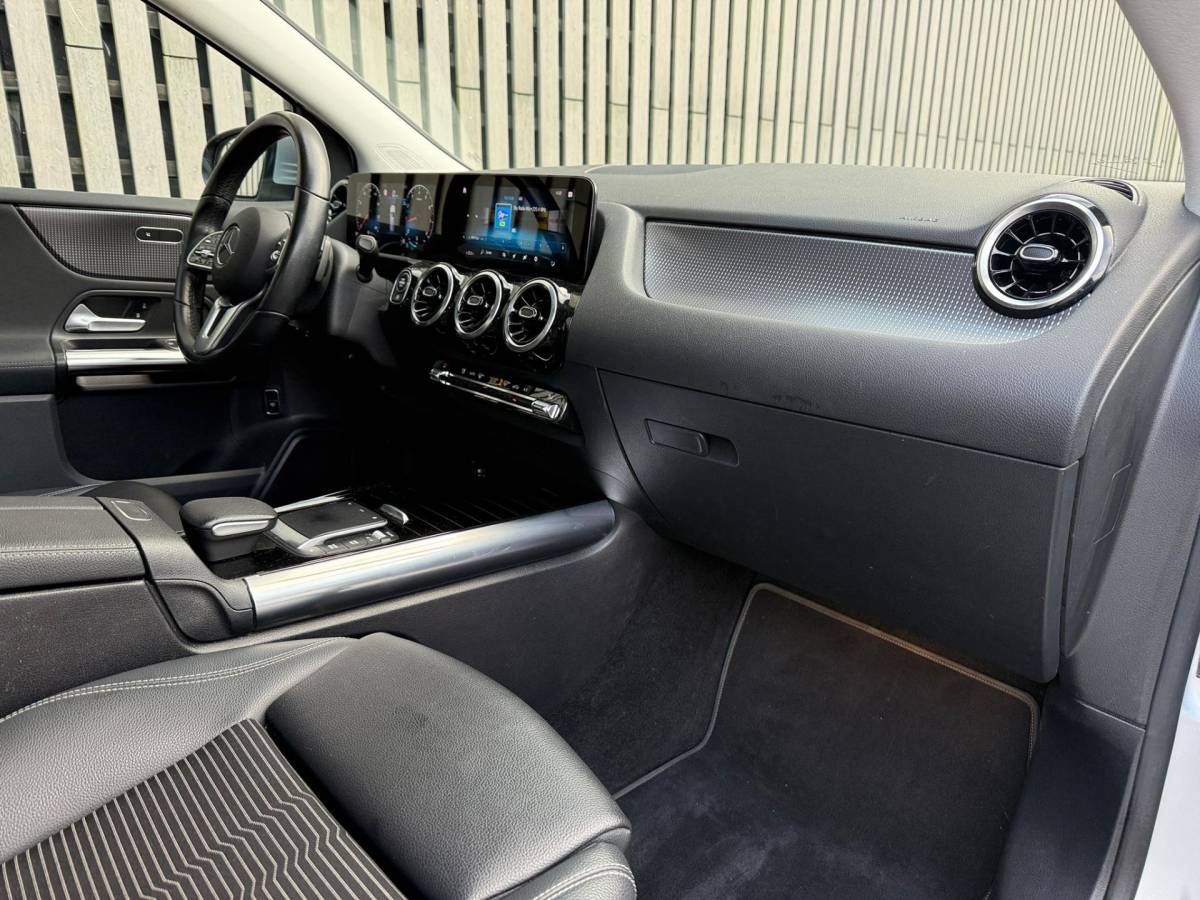 Mercedes-Benz B-Klasse Mercedes-Benz B-klasse 200 Business Solution / Widescreen / Camera