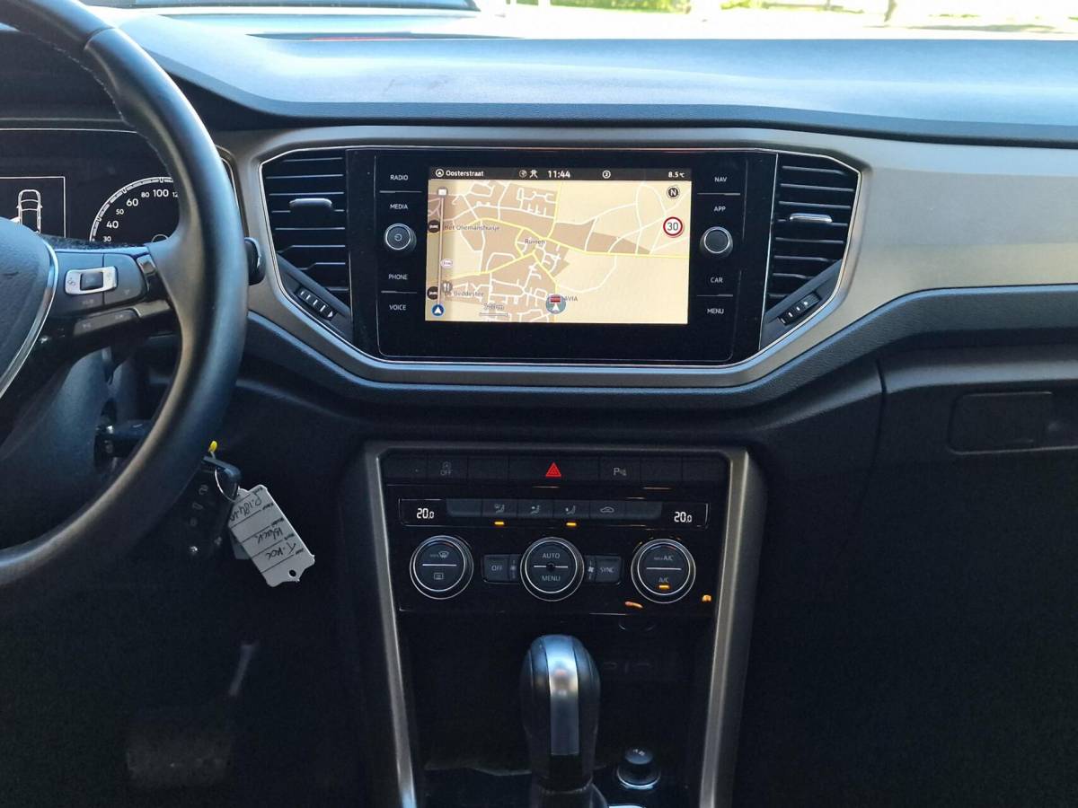 Volkswagen T-Roc Volkswagen T-Roc 1.5 TSI Style Business|Clima|Camera|PDC|ACC|Carplay|