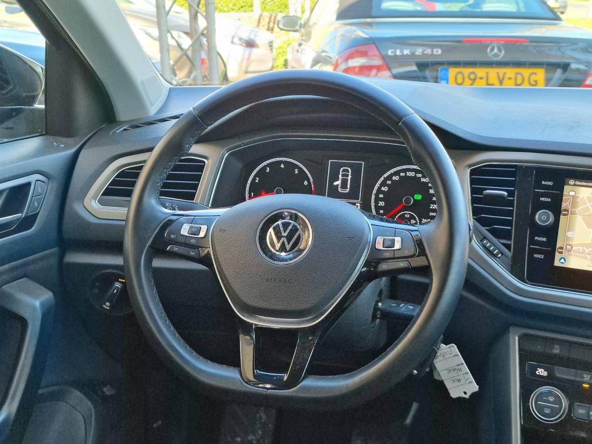 Volkswagen T-Roc Volkswagen T-Roc 1.5 TSI Style Business|Clima|Camera|PDC|ACC|Carplay|