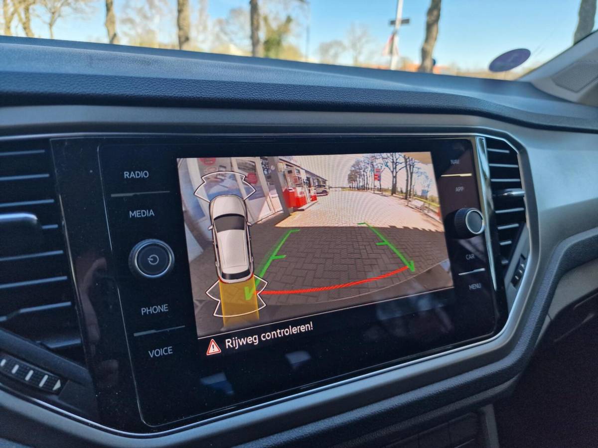 Volkswagen T-Roc Volkswagen T-Roc 1.5 TSI Style Business|Clima|Camera|PDC|ACC|Carplay|