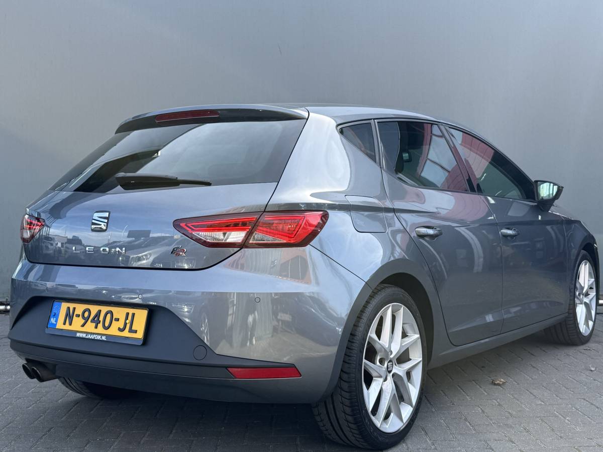 SEAT Leon SEAT Leon BWJ 2013 1.4 TSI 123 PK FR Business STOELVERW. | NAVI | CLIMA | CRUISE | BLUETOOTH | LMV | PDC