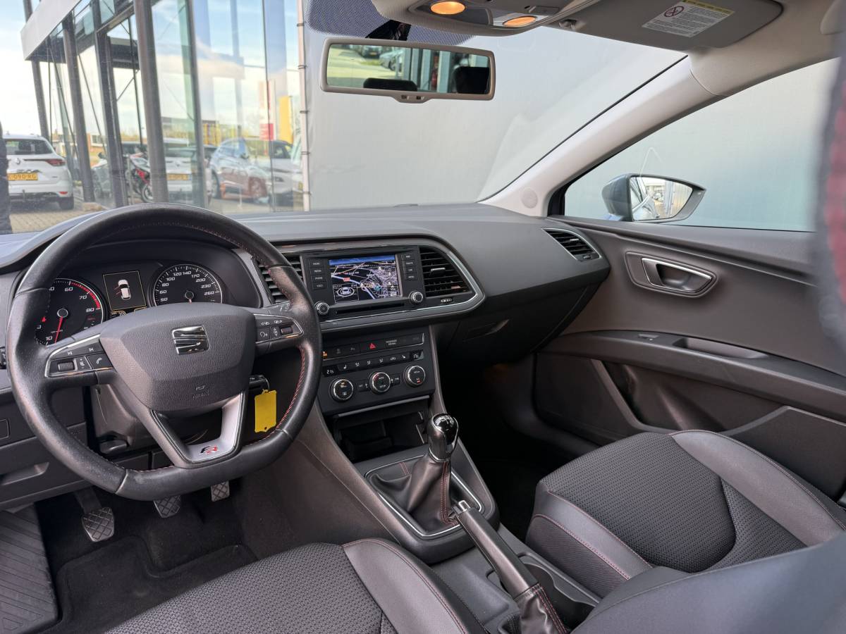 SEAT Leon SEAT Leon BWJ 2013 1.4 TSI 123 PK FR Business STOELVERW. | NAVI | CLIMA | CRUISE | BLUETOOTH | LMV | PDC