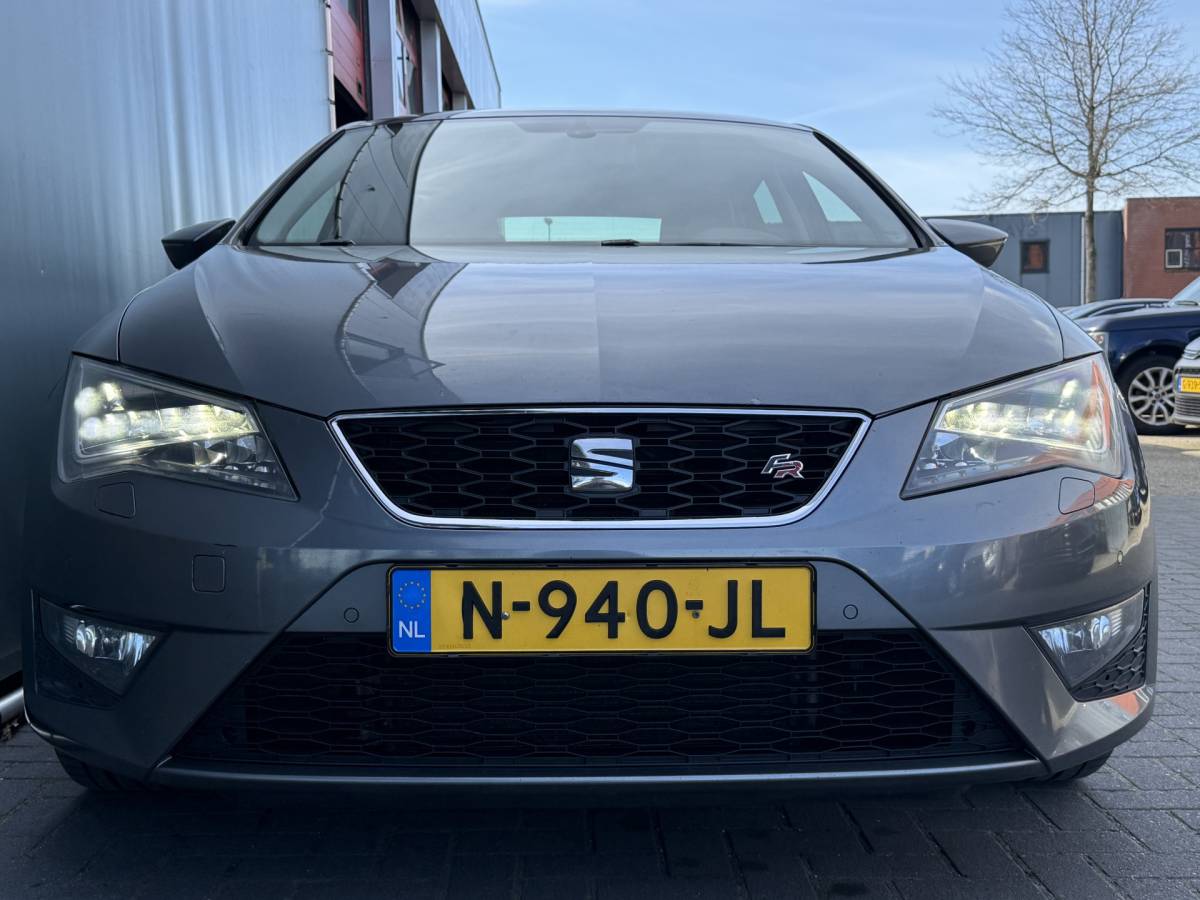 SEAT Leon SEAT Leon BWJ 2013 1.4 TSI 123 PK FR Business STOELVERW. | NAVI | CLIMA | CRUISE | BLUETOOTH | LMV | PDC