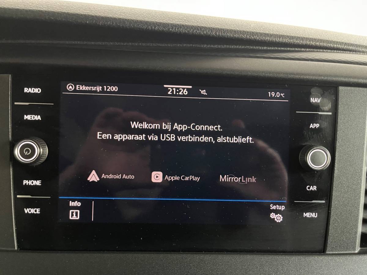 Volkswagen Transporter Volkswagen Transporter Automaat Servicewagen 2.0 TDI 150PK euro6 L2H1 3Persoons, Airco, Navigatie, CruiseControl, RIJKLAARPRIJS!