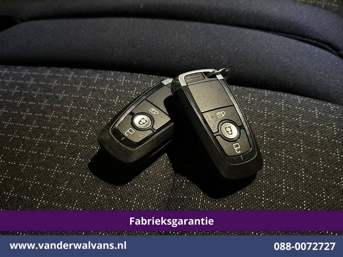 Ford Transit Custom Ford Transit Custom 2.0 TDCI L1H1 Fabrieksgarantie Euro6 Airco | Camera | LED | Apple Carplay | Cruisecontrol Android Auto, Verwarmde voorruit, Parkeersensoren, Bijrijdersbank