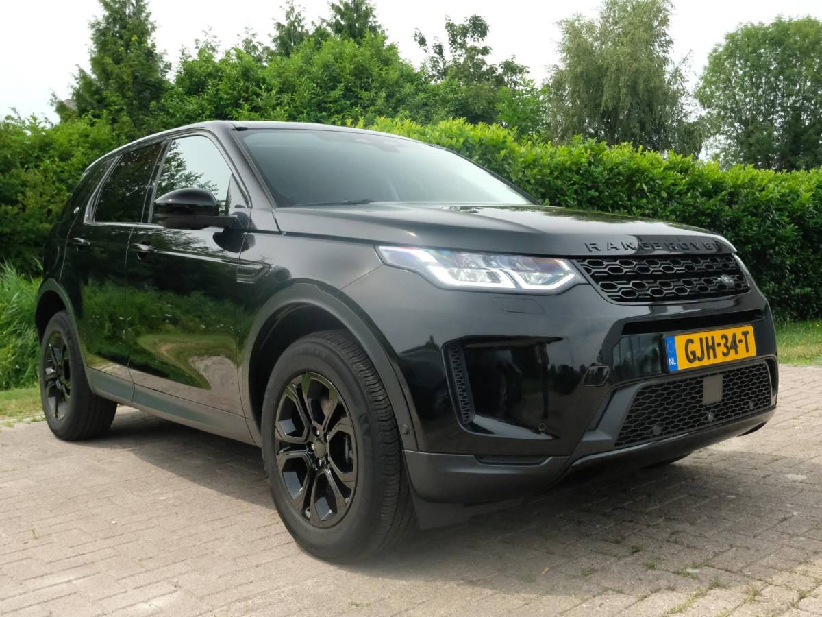Land Rover Discovery Sport Land Rover Discovery Sport P300e 1.5 S 309 PK | 360 graden camera | Lederen bekleding | SOH 92,3% | Elektrische Stoelen | Navigatie | DAB