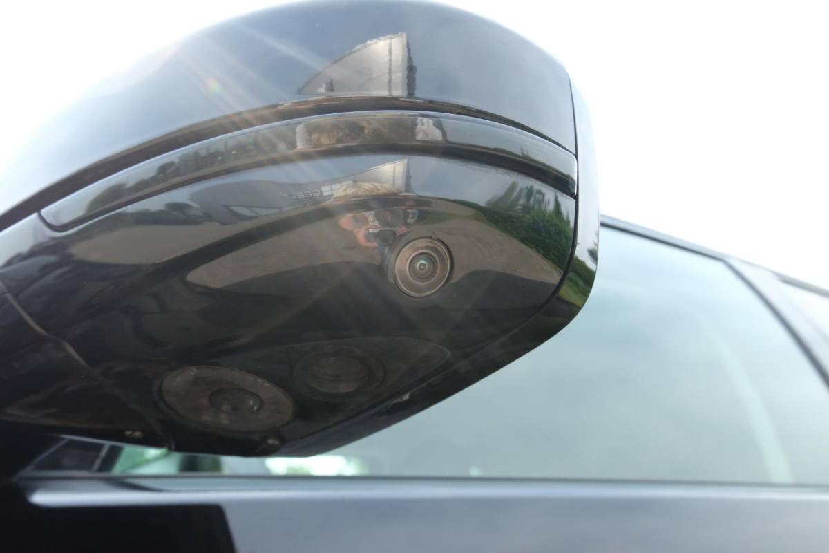 Land Rover Discovery Sport Land Rover Discovery Sport P300e 1.5 S 309 PK | 360 graden camera | Lederen bekleding | SOH 92,3% | Elektrische Stoelen | Navigatie | DAB