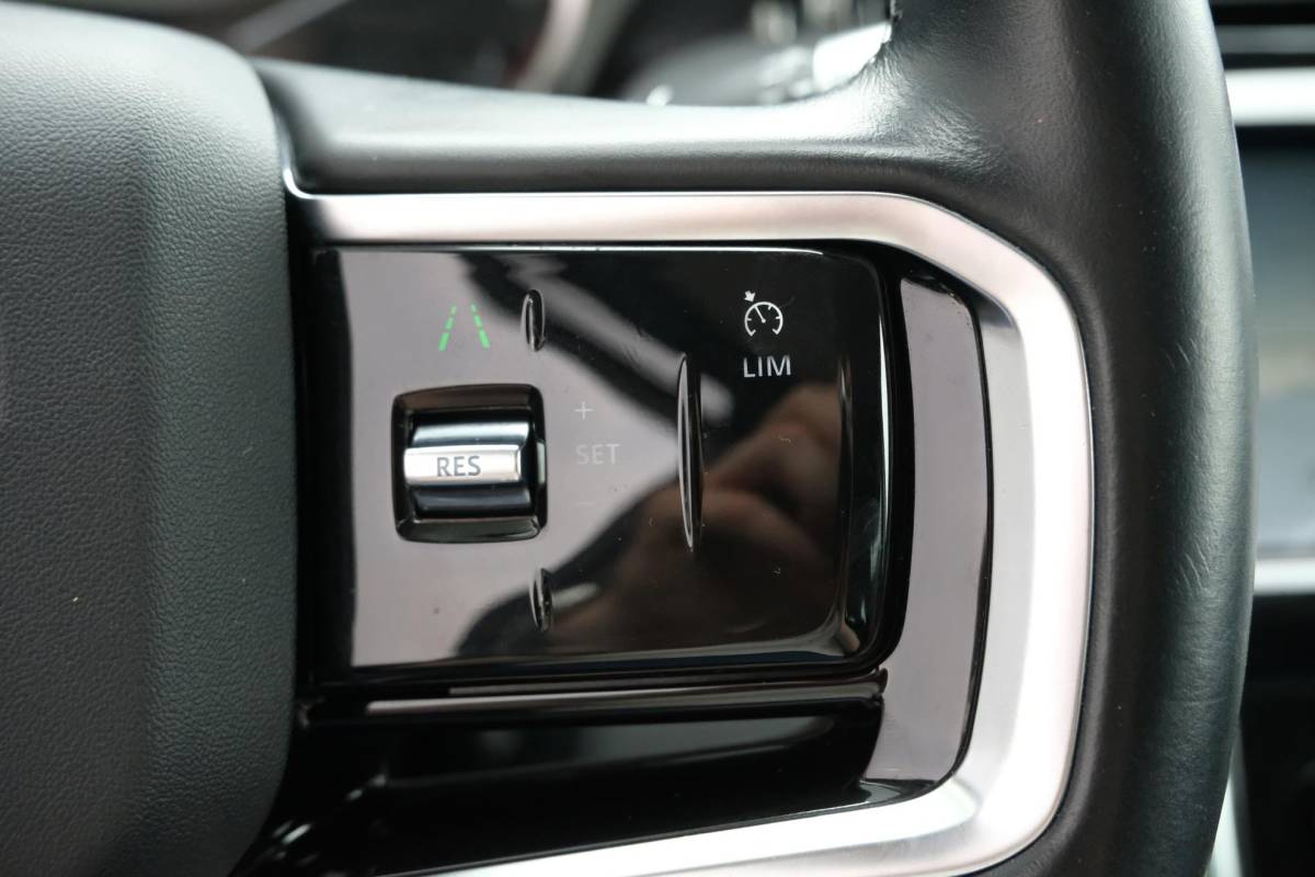 Land Rover Discovery Sport Land Rover Discovery Sport P300e 1.5 S 309 PK | 360 graden camera | Lederen bekleding | SOH 92,3% | Elektrische Stoelen | Navigatie | DAB