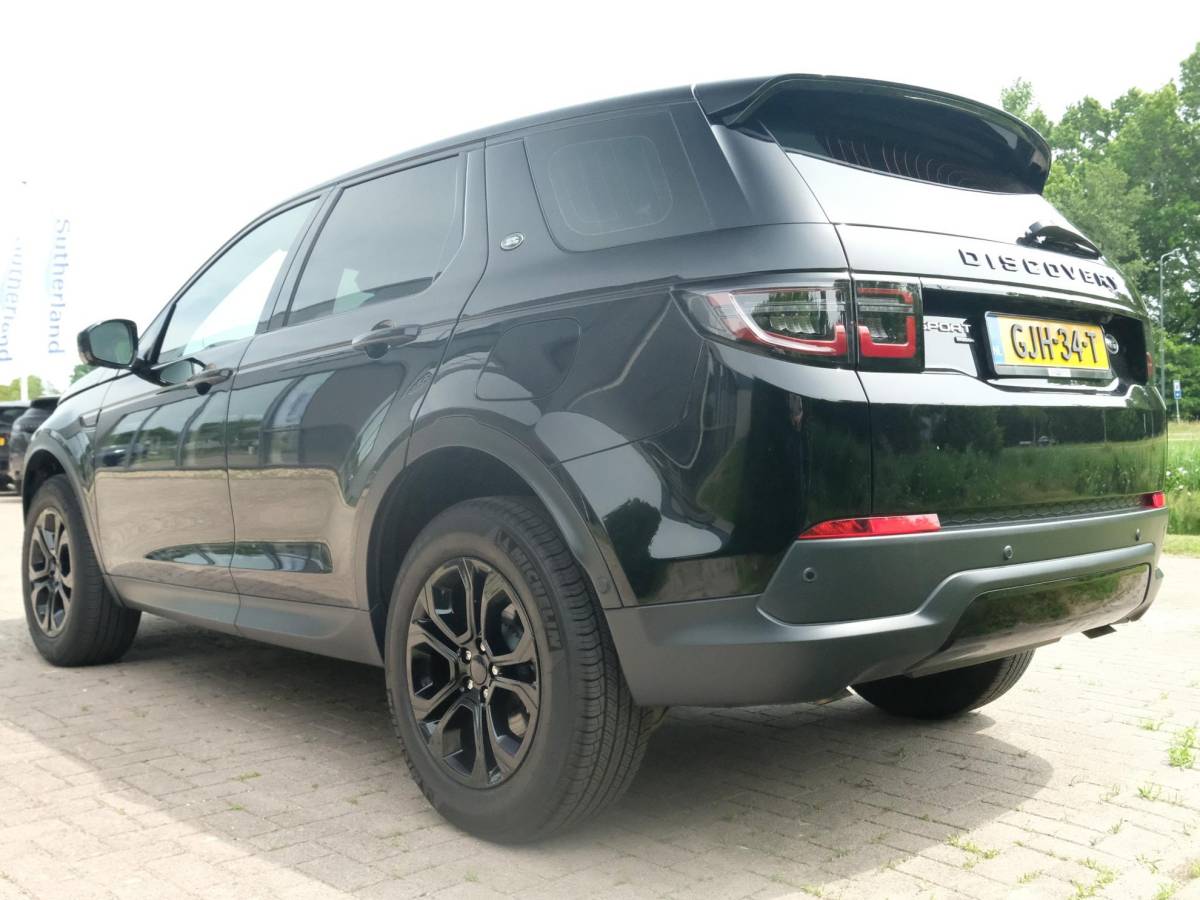 Land Rover Discovery Sport Land Rover Discovery Sport P300e 1.5 S 309 PK | 360 graden camera | Lederen bekleding | SOH 92,3% | Elektrische Stoelen | Navigatie | DAB