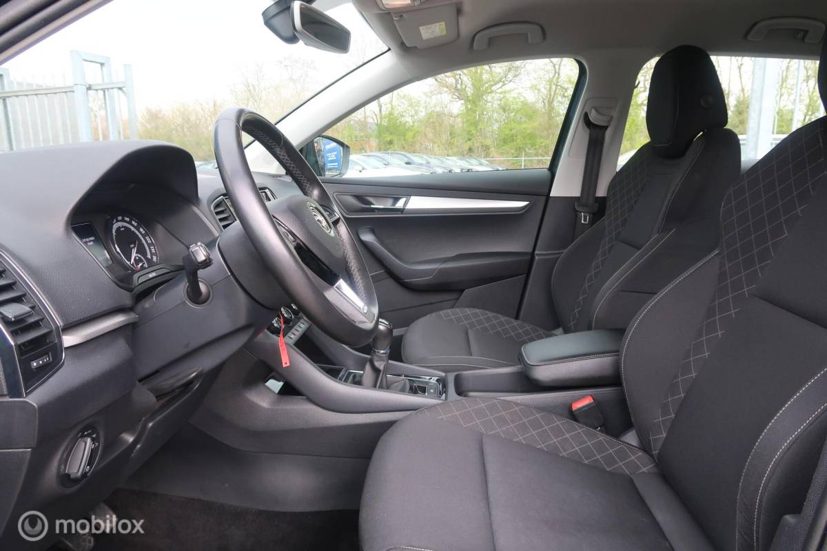 Škoda Karoq Skoda Karoq 1.0 TSI Style Business,CARPLAY,NAVI,CLIMA,CAMERA