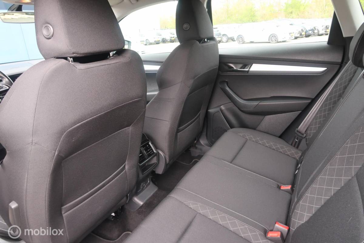 Škoda Karoq Skoda Karoq 1.0 TSI Style Business,CARPLAY,NAVI,CLIMA,CAMERA