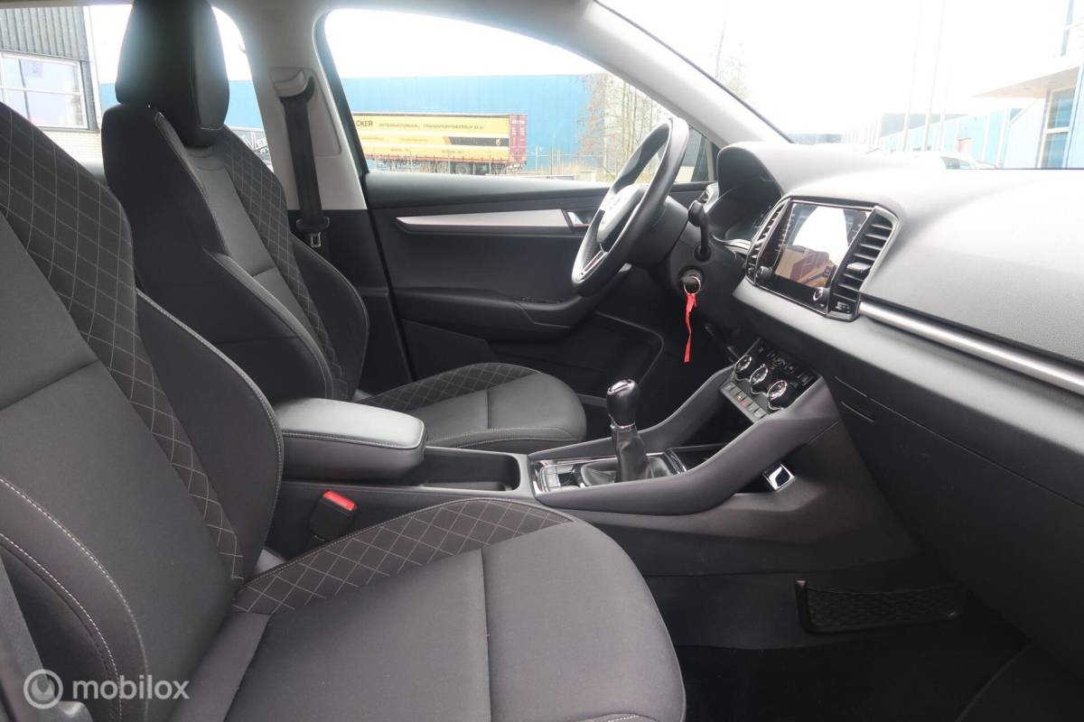 Škoda Karoq Skoda Karoq 1.0 TSI Style Business,CARPLAY,NAVI,CLIMA,CAMERA