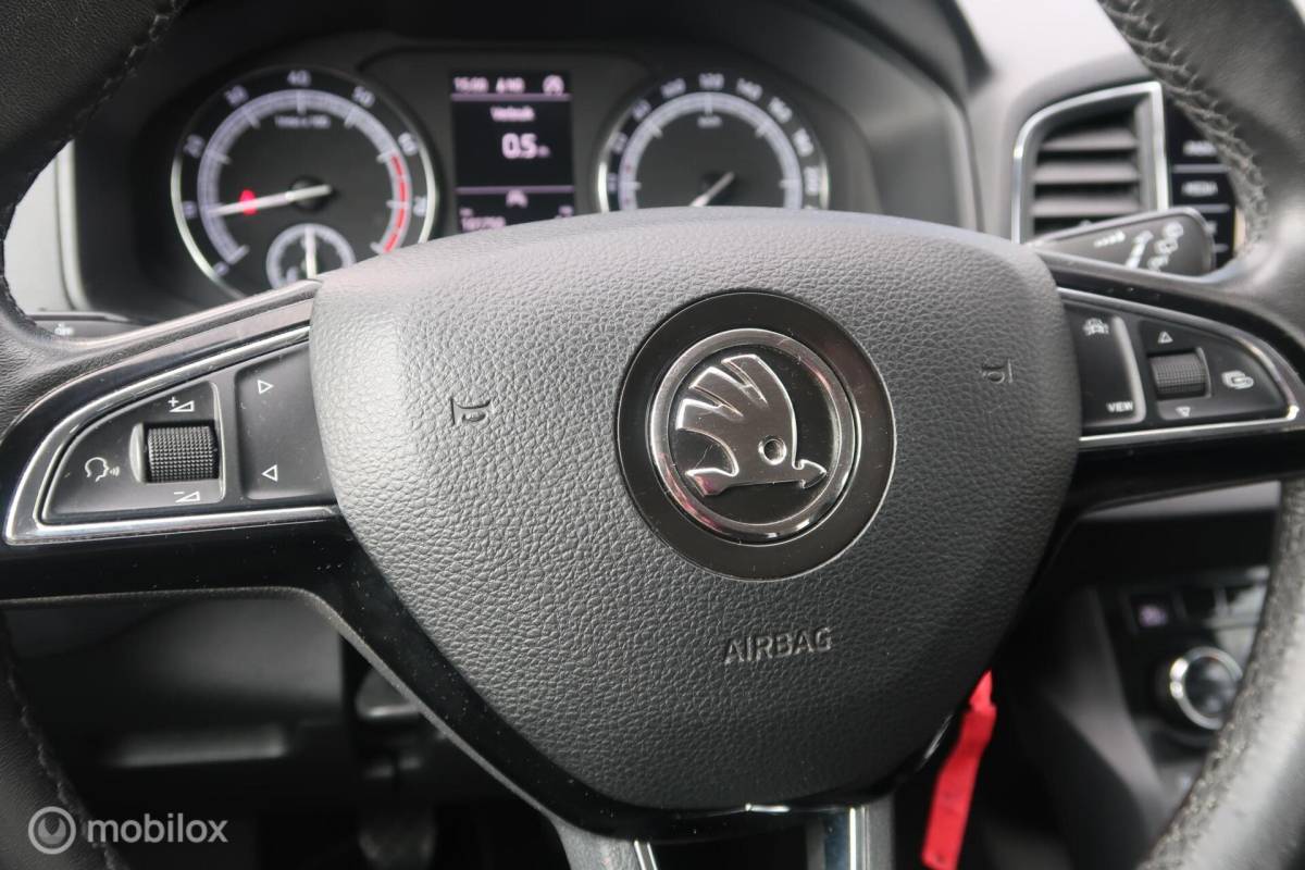 Škoda Karoq Skoda Karoq 1.0 TSI Style Business,CARPLAY,NAVI,CLIMA,CAMERA