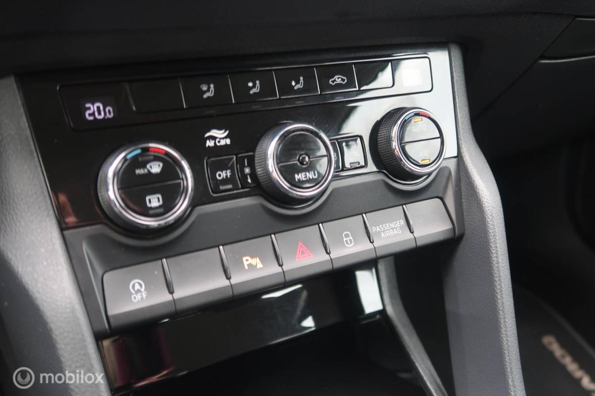 Škoda Karoq Skoda Karoq 1.0 TSI Style Business,CARPLAY,NAVI,CLIMA,CAMERA