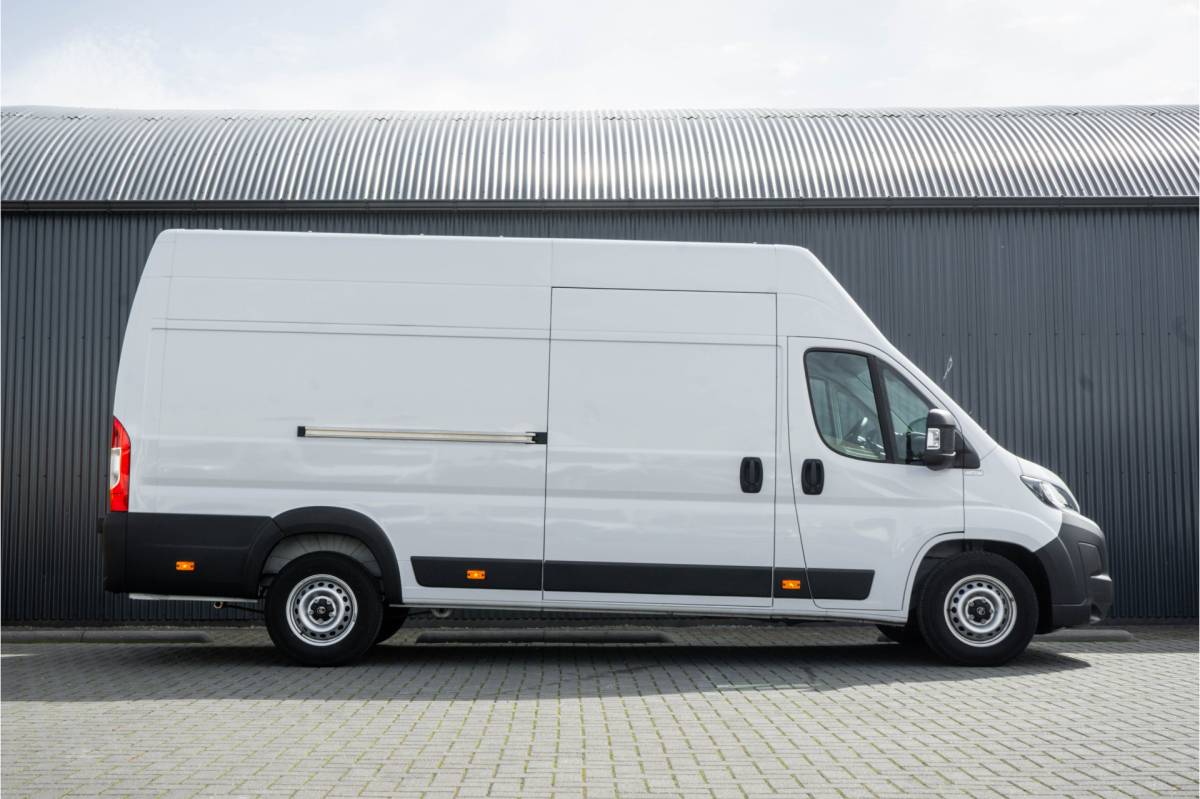 Citroën Jumper Citroën Jumper **2.2 BlueHDi L4H3 | Nieuwstaat | 140 PK | Camera | Cruise | Airco | Lane Assist**
