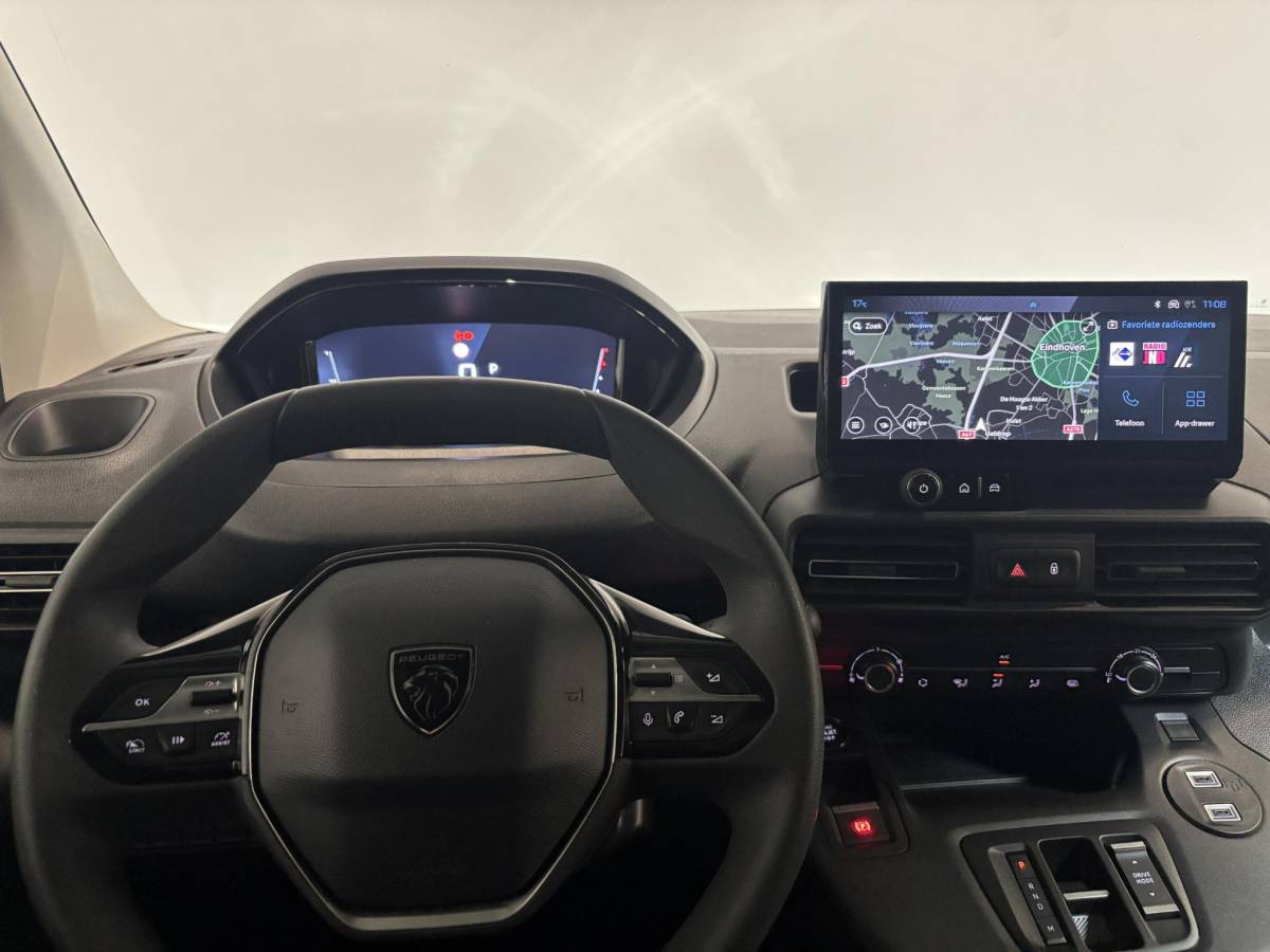 Peugeot Partner Peugeot Partner 1.5 HDI 130PK L1 130PK NIEUW MODEL Airco Cruise Control  LM velgen Navi Trekhaak PDC V&A Camera