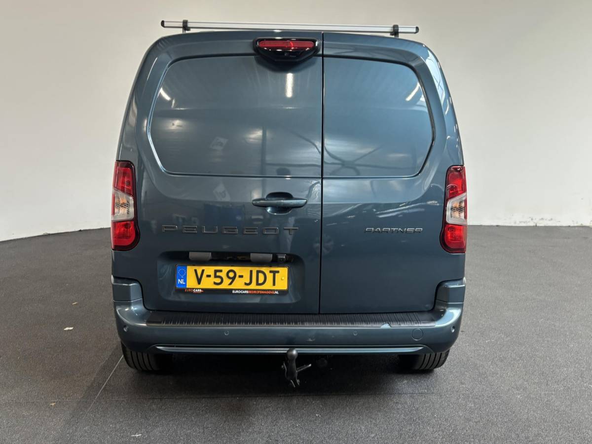 Peugeot Partner Peugeot Partner 1.5 HDI 130PK L1 130PK NIEUW MODEL Airco Cruise Control  LM velgen Navi Trekhaak PDC V&A Camera