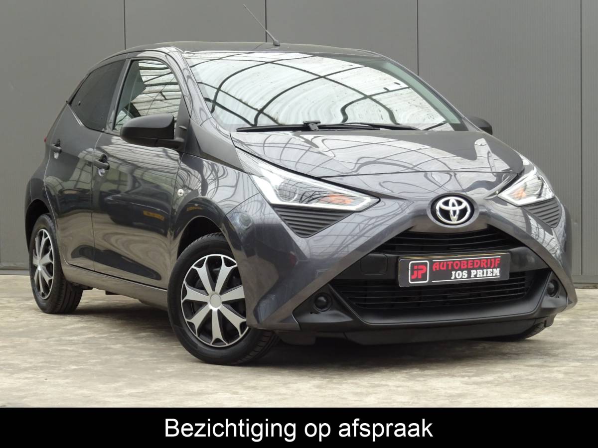 Toyota Aygo Toyota Aygo 1.0 VVT-i x-fun * EXTRA GETINT GLAS * VOLLE TANK !!