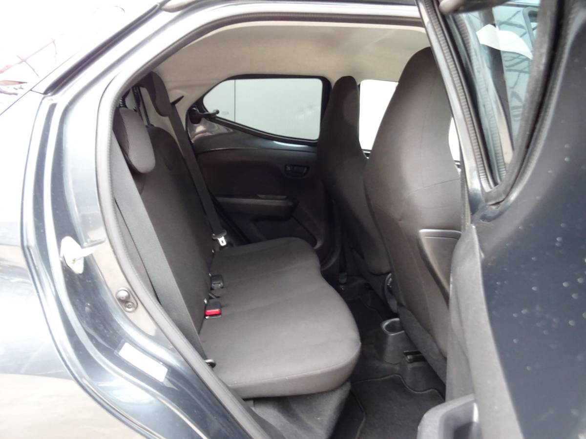 Toyota Aygo Toyota Aygo 1.0 VVT-i x-fun * EXTRA GETINT GLAS * VOLLE TANK !!