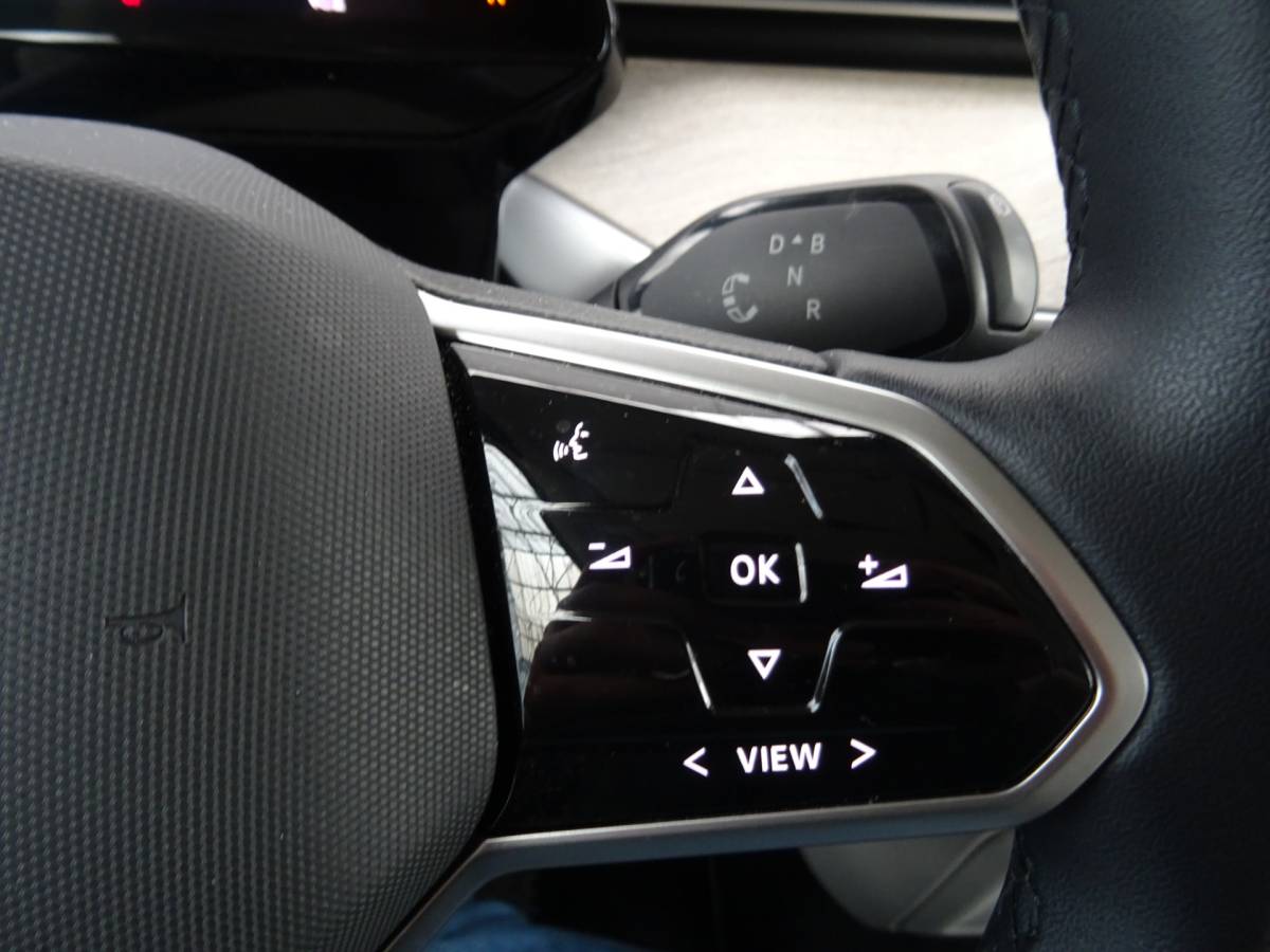 Volkswagen ID. Buzz Volkswagen ID. Buzz Pro 77kWh * IQ LIGHT * MASSAGE * TREKHAAK !!