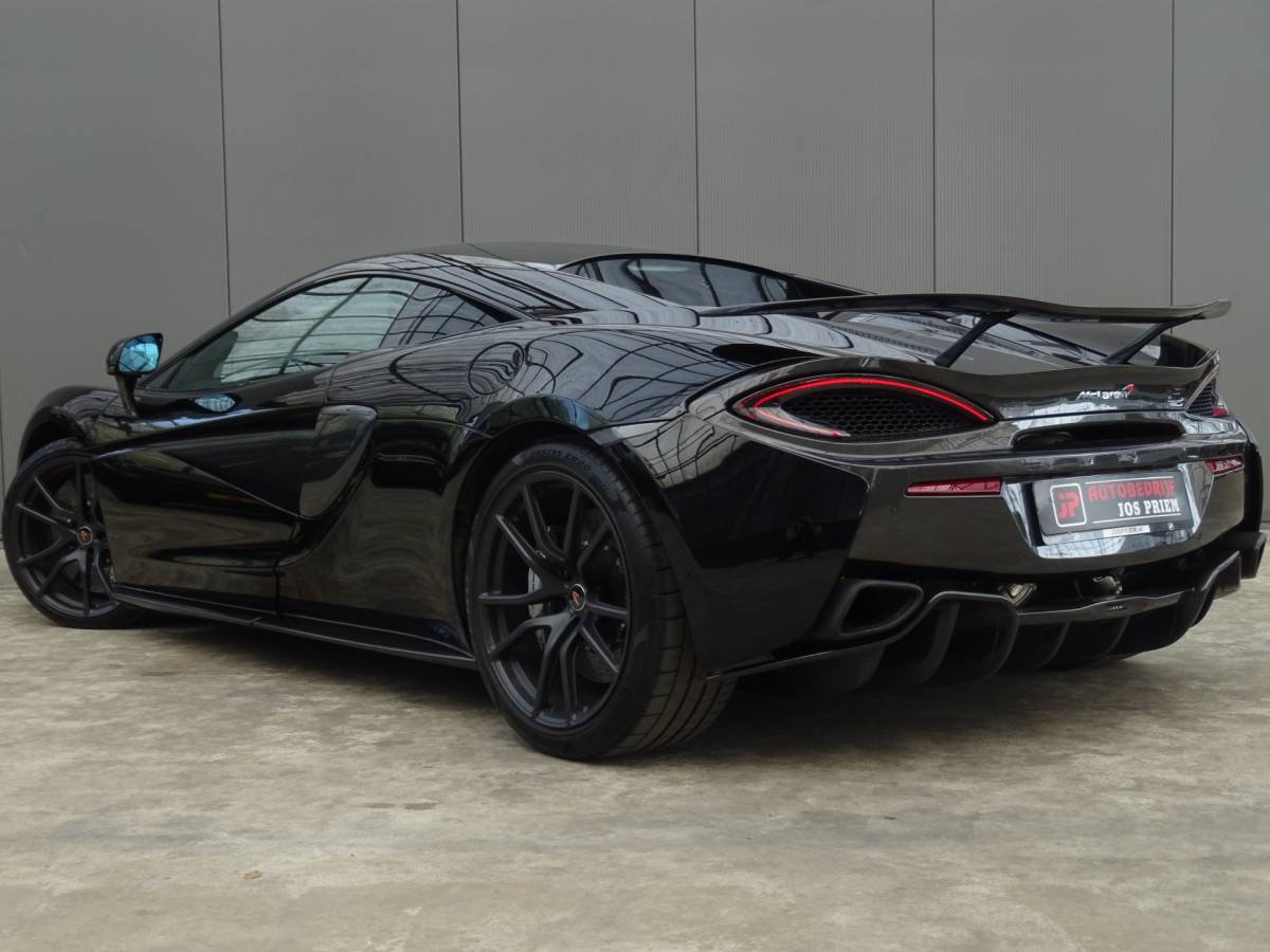 McLaren 570S McLaren 570S 570S * DEALER ONDERH. * CARPLAY * KERAMISCH !!
