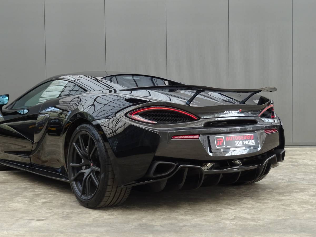 McLaren 570S McLaren 570S 570S * DEALER ONDERH. * CARPLAY * KERAMISCH !!