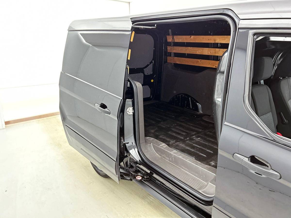 Ford Transit Connect Ford Transit Connect 1.5 EcoBlue Automaat L2 Trend Navigatie Airco Parkeersensoren achter Cruise Control 3Zits Camera DAB+