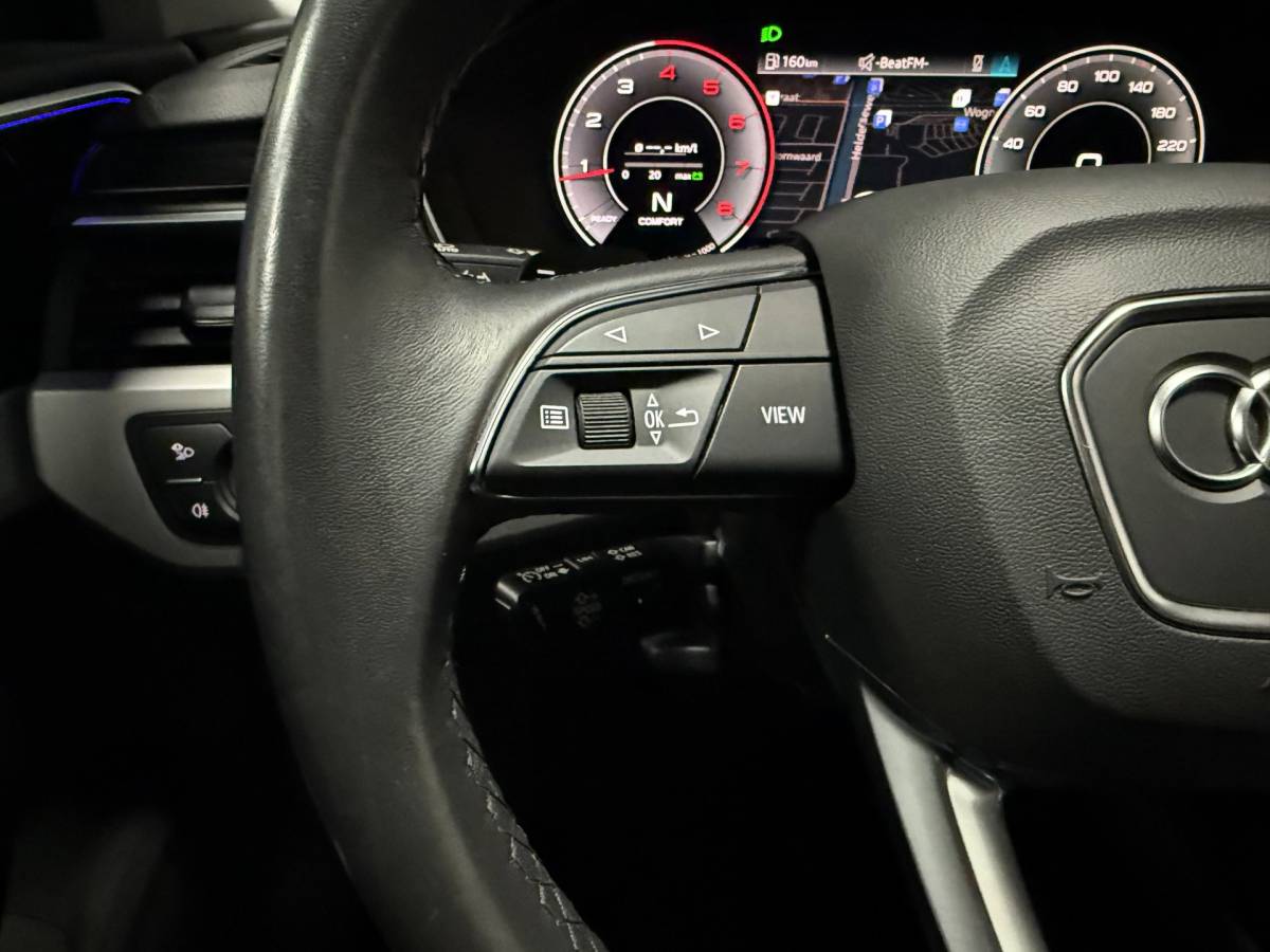 Audi A4 Audi A4 Avant 35 TFSI Advanced Edition Hybrid/Benzine Nl Auto! NAP
