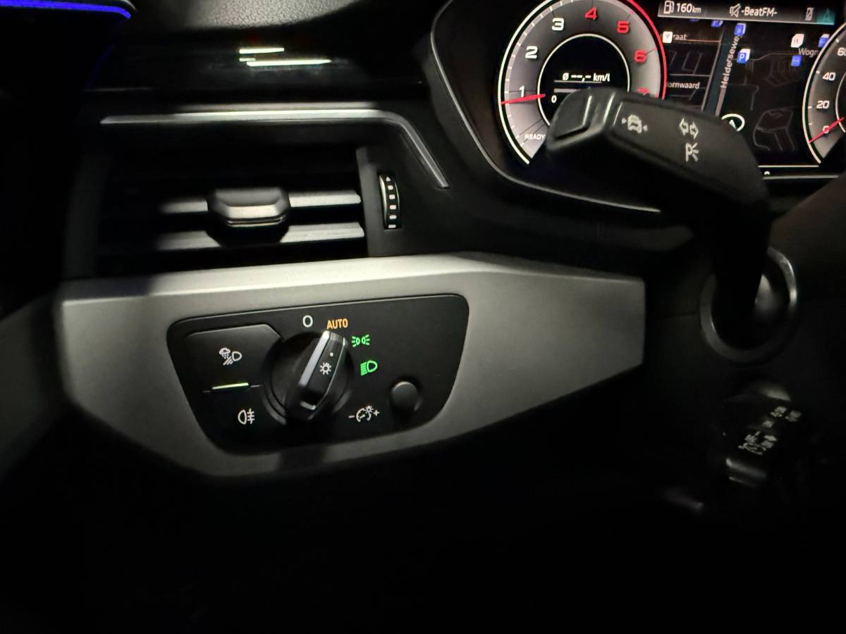 Audi A4 Audi A4 Avant 35 TFSI Advanced Edition Hybrid/Benzine Nl Auto! NAP