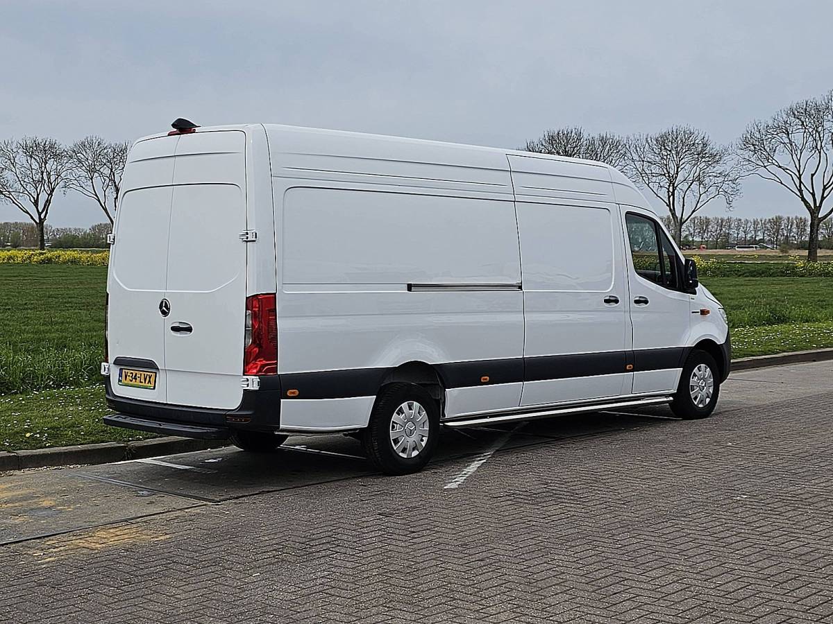 Mercedes-Benz eSprinter MERCEDES-BENZ ESPRINTER 320 300km wltp 81kwh