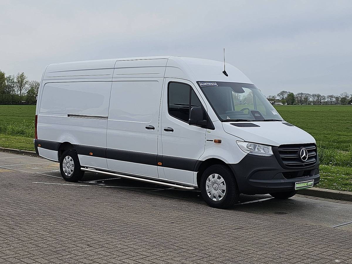 Mercedes-Benz eSprinter MERCEDES-BENZ ESPRINTER 320 300km wltp 81kwh