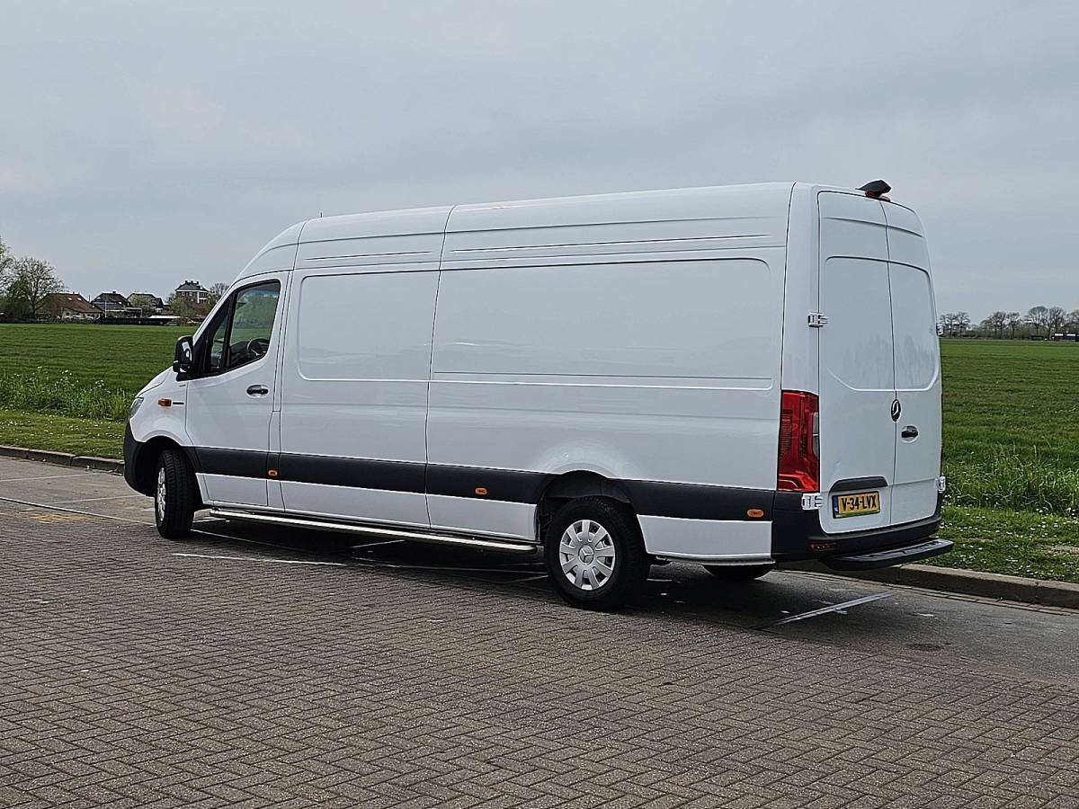 Mercedes-Benz eSprinter MERCEDES-BENZ ESPRINTER 320 300km wltp 81kwh