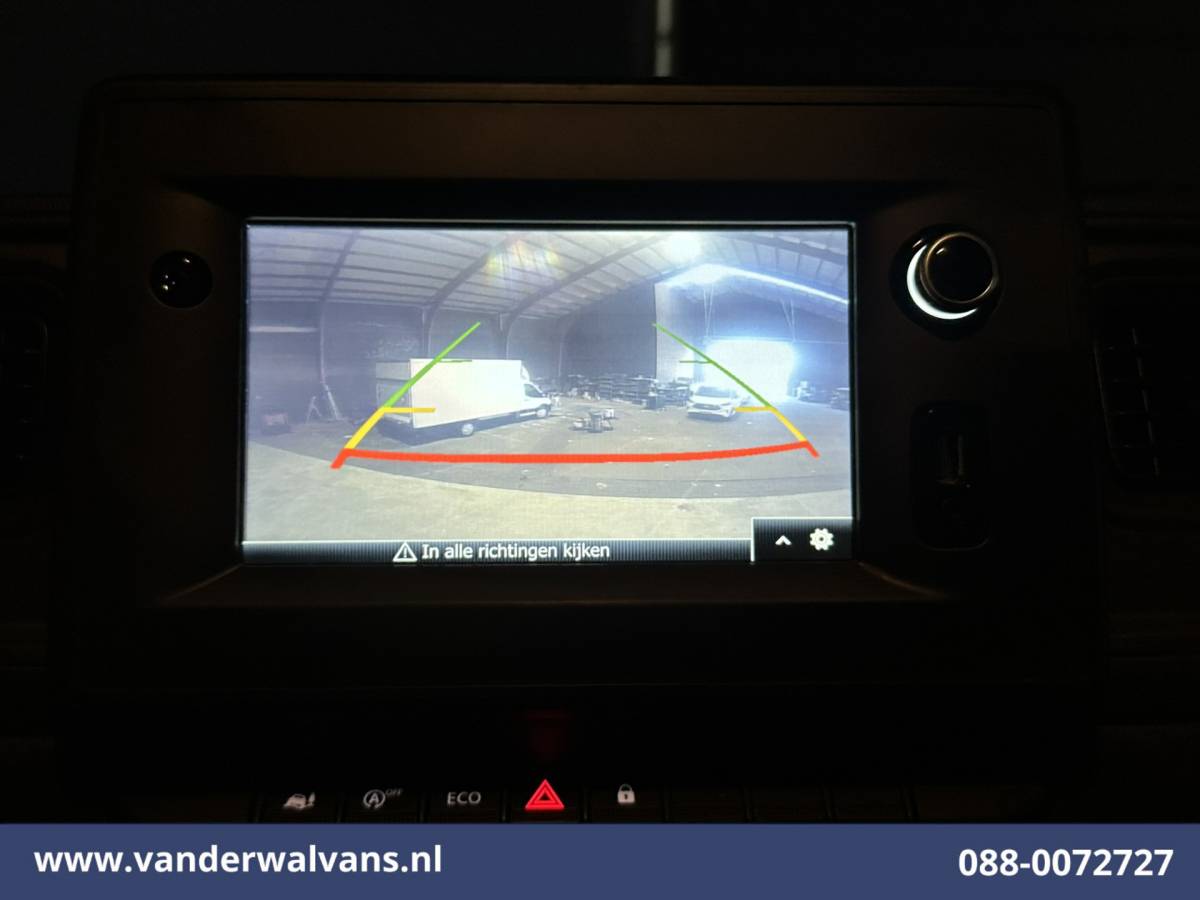 Renault Master Renault Master 2.3 dCi 146pk Bakwagen 222cm Hoog Laadklep Euro6 Airco | Camera | Navigatie | LED | 983kg Laadvermogen Cruisecontrol, Bijrijdersbank