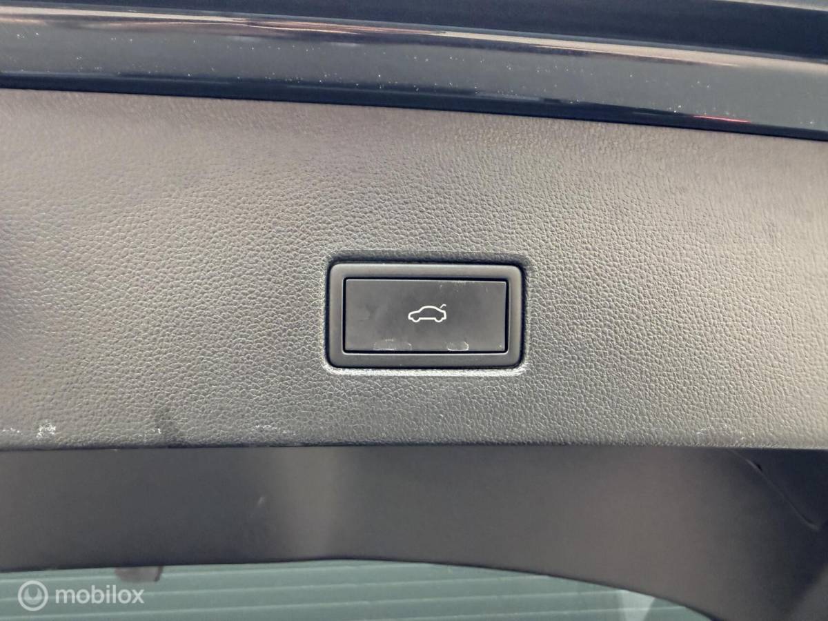 Volkswagen T-Roc Volkswagen T-Roc 1.5 TSI Sport CLIMA*ADABCRUISE*CARPLAY*CAMERA