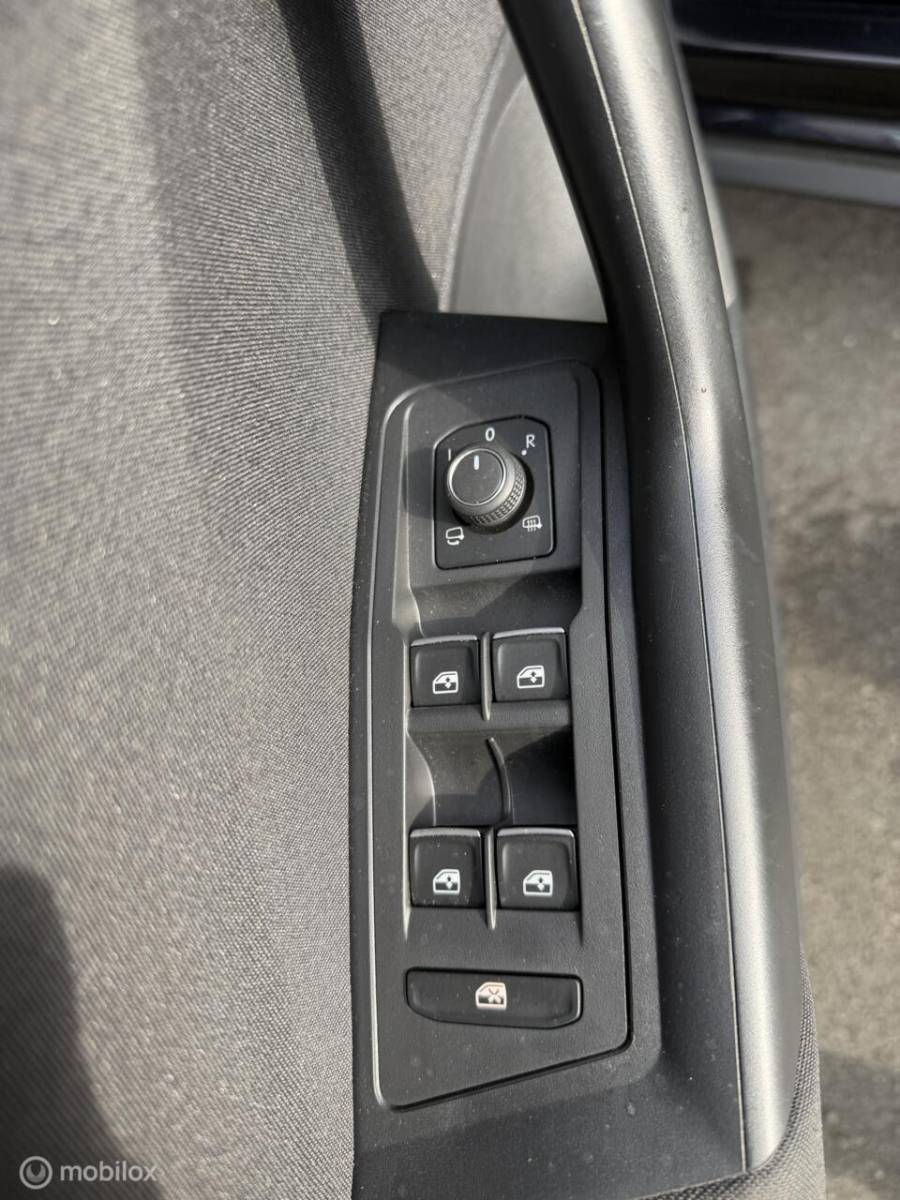 Volkswagen T-Roc Volkswagen T-Roc 1.5 TSI Sport CLIMA*ADABCRUISE*CARPLAY*CAMERA