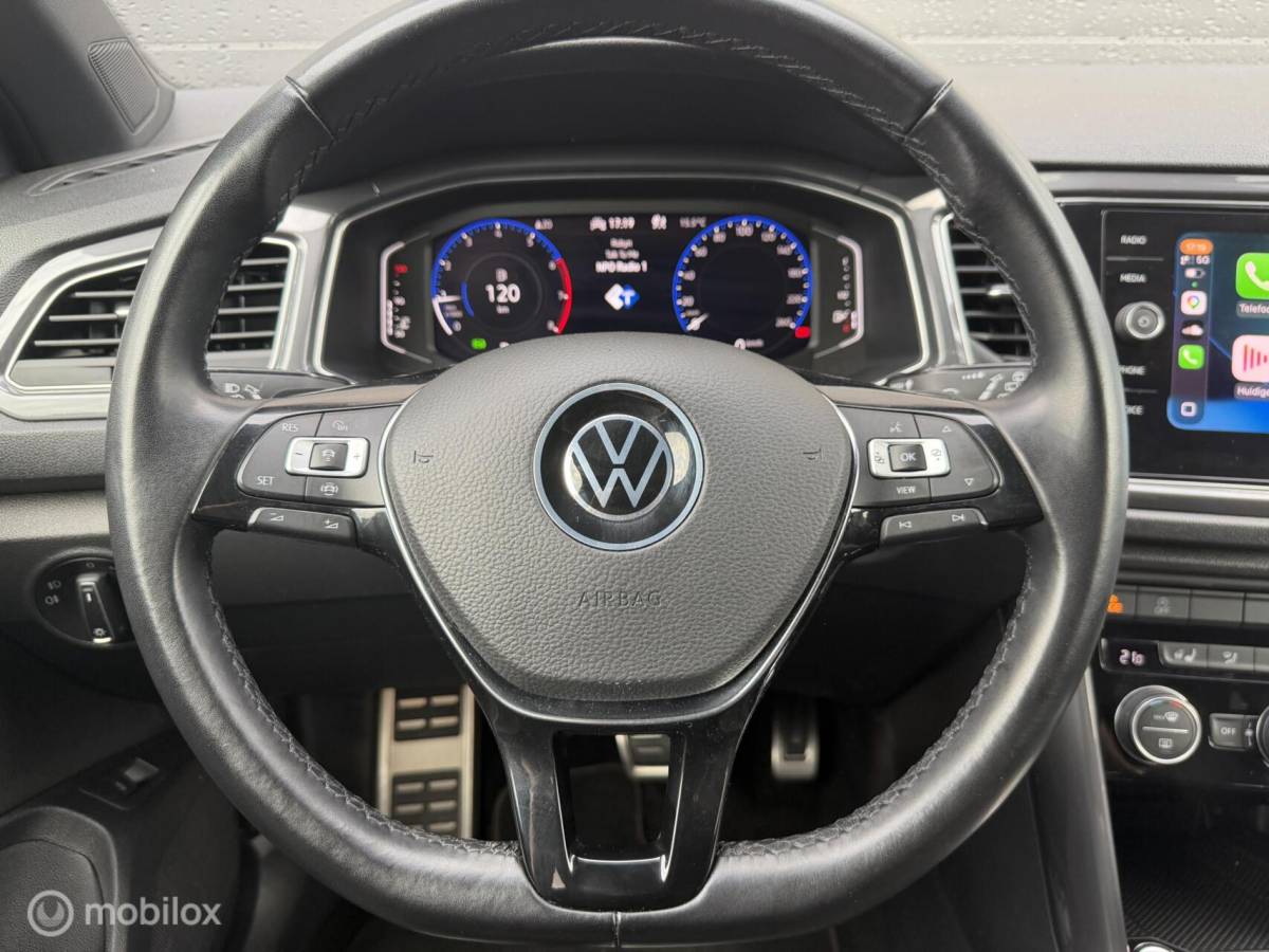 Volkswagen T-Roc Volkswagen T-Roc 1.5 TSI Sport CLIMA*ADABCRUISE*CARPLAY*CAMERA