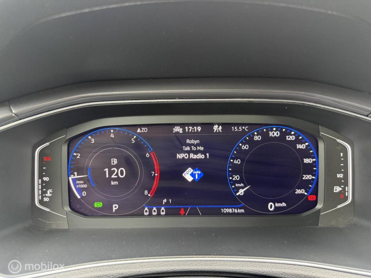 Volkswagen T-Roc Volkswagen T-Roc 1.5 TSI Sport CLIMA*ADABCRUISE*CARPLAY*CAMERA