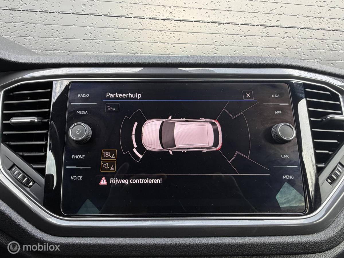 Volkswagen T-Roc Volkswagen T-Roc 1.5 TSI Sport CLIMA*ADABCRUISE*CARPLAY*CAMERA
