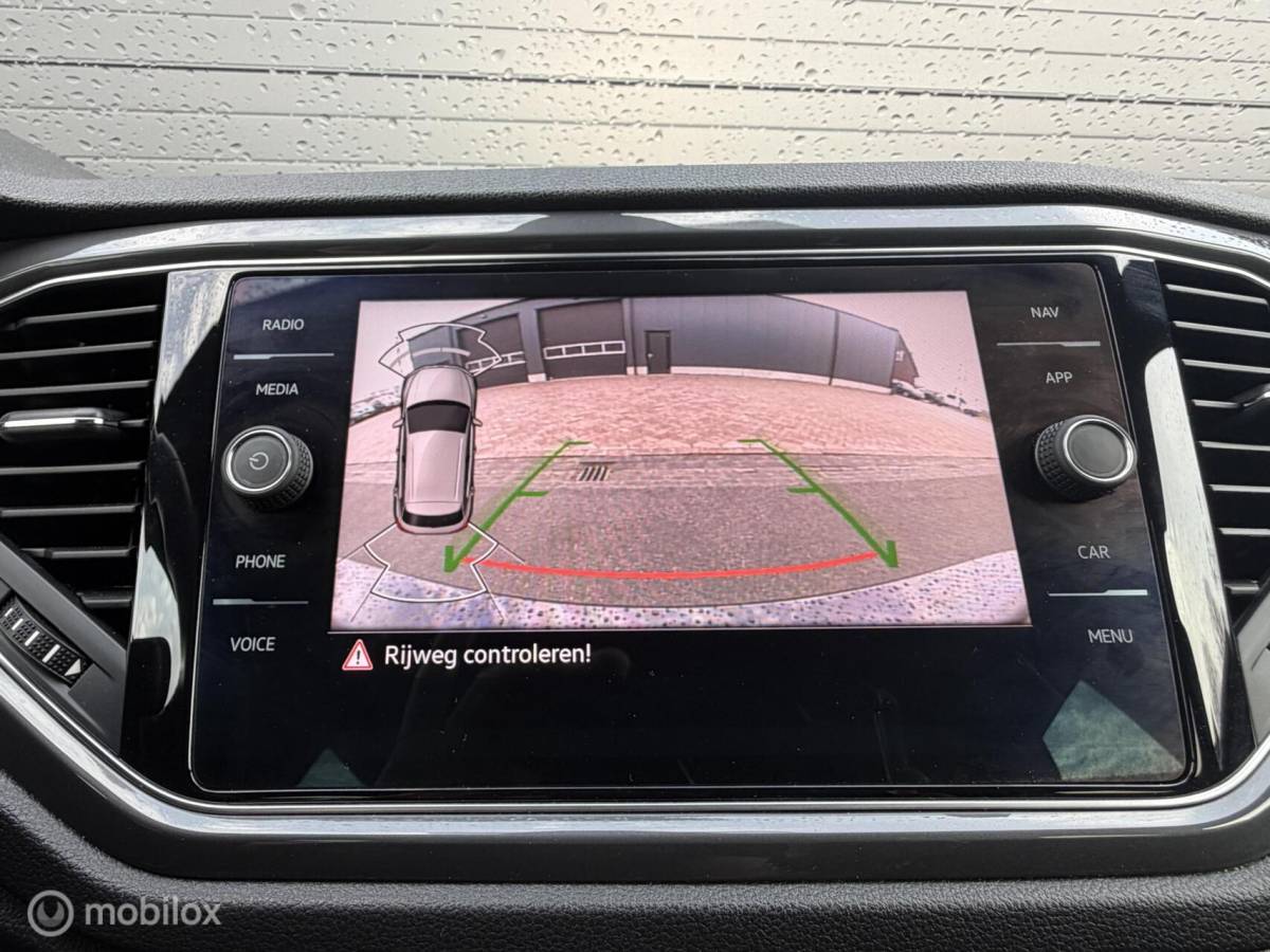 Volkswagen T-Roc Volkswagen T-Roc 1.5 TSI Sport CLIMA*ADABCRUISE*CARPLAY*CAMERA